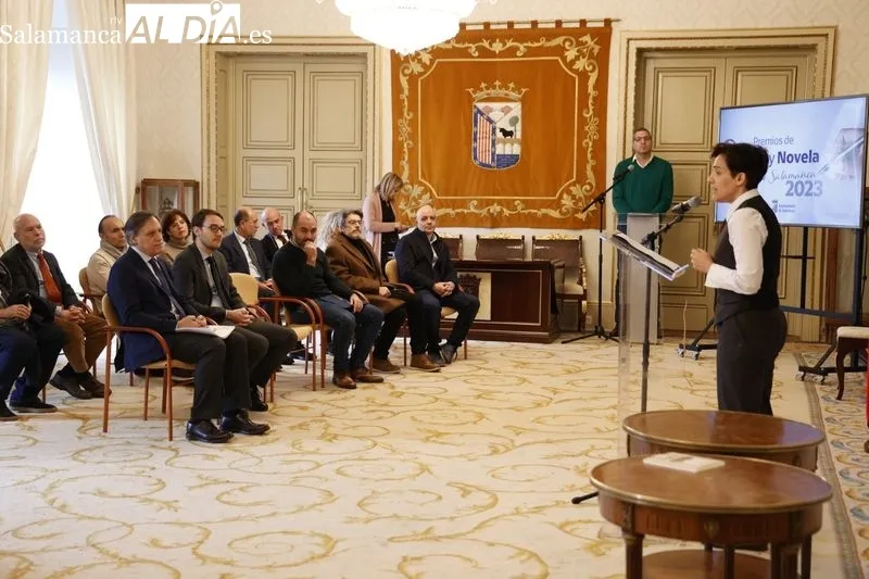 Entrega de los Premios Ciudad de Salamanca de Novela y Poesía de la edición 2023 en el Ayuntamiento. Foto de David Sañudo
