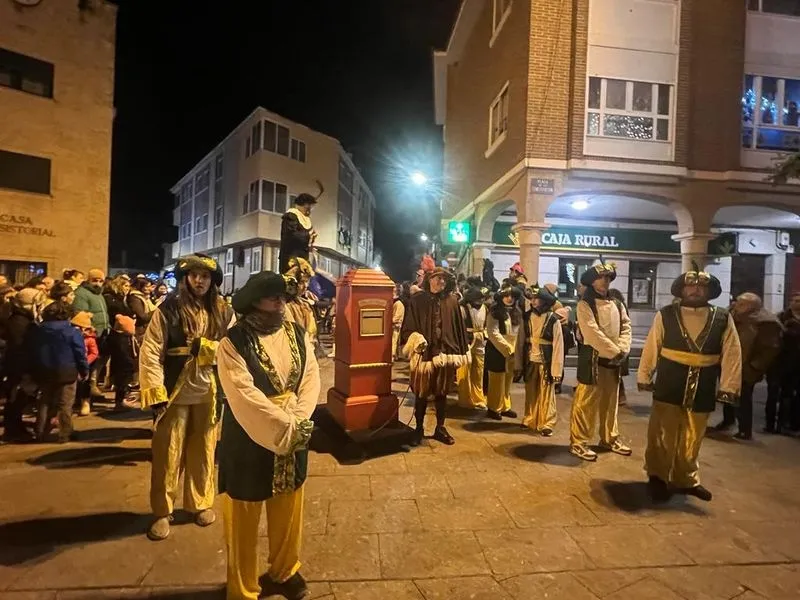 Pasacalles del Cartero Real en Carbajosa de la Sagrada