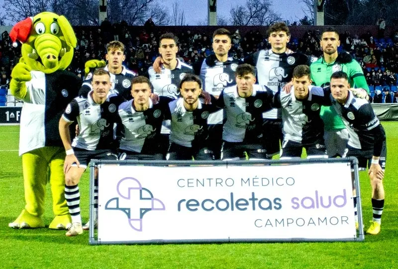 Último once de Unionistas en 2023, ante el Teruel. Foto USCF