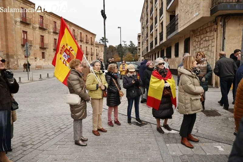 Manifestación de Vox el Día de la Constitución en la cuesta de San Blas. Fotos: David Sañudo.