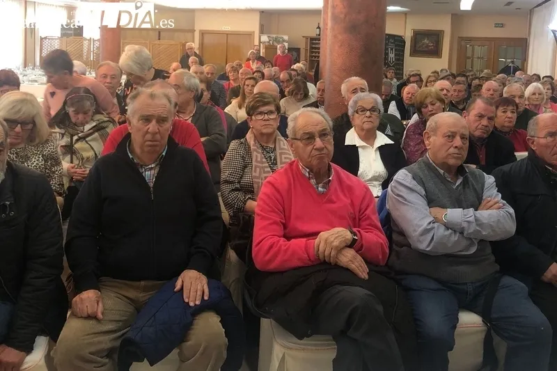 Momento de la elección de la nueva junta directiva de la Federación Provincial de Mayores presidida por José María Regalado