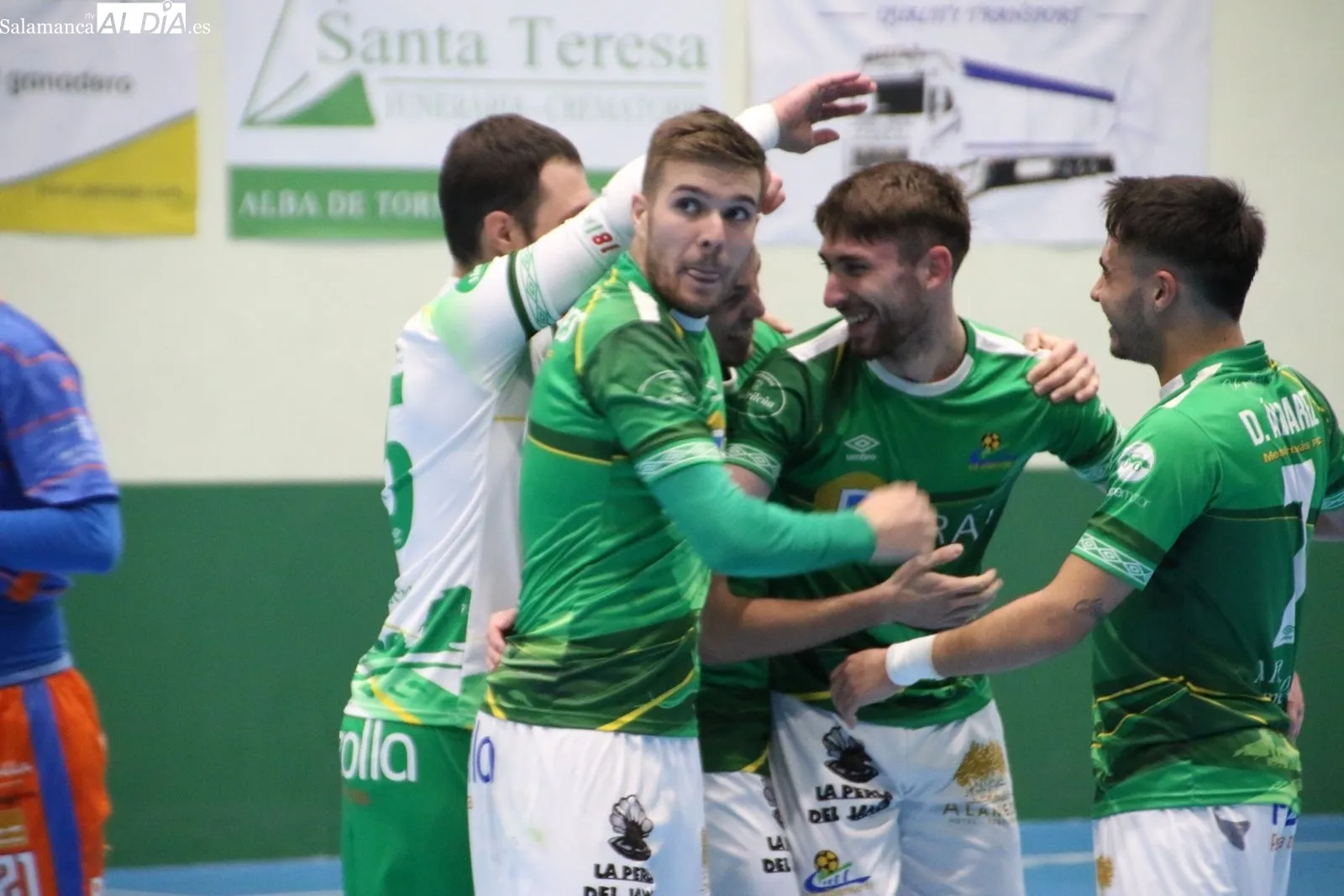 Foto 12 - El Piensos Dur&aacute;n Albense sigue en modo apisonadora (10-2)