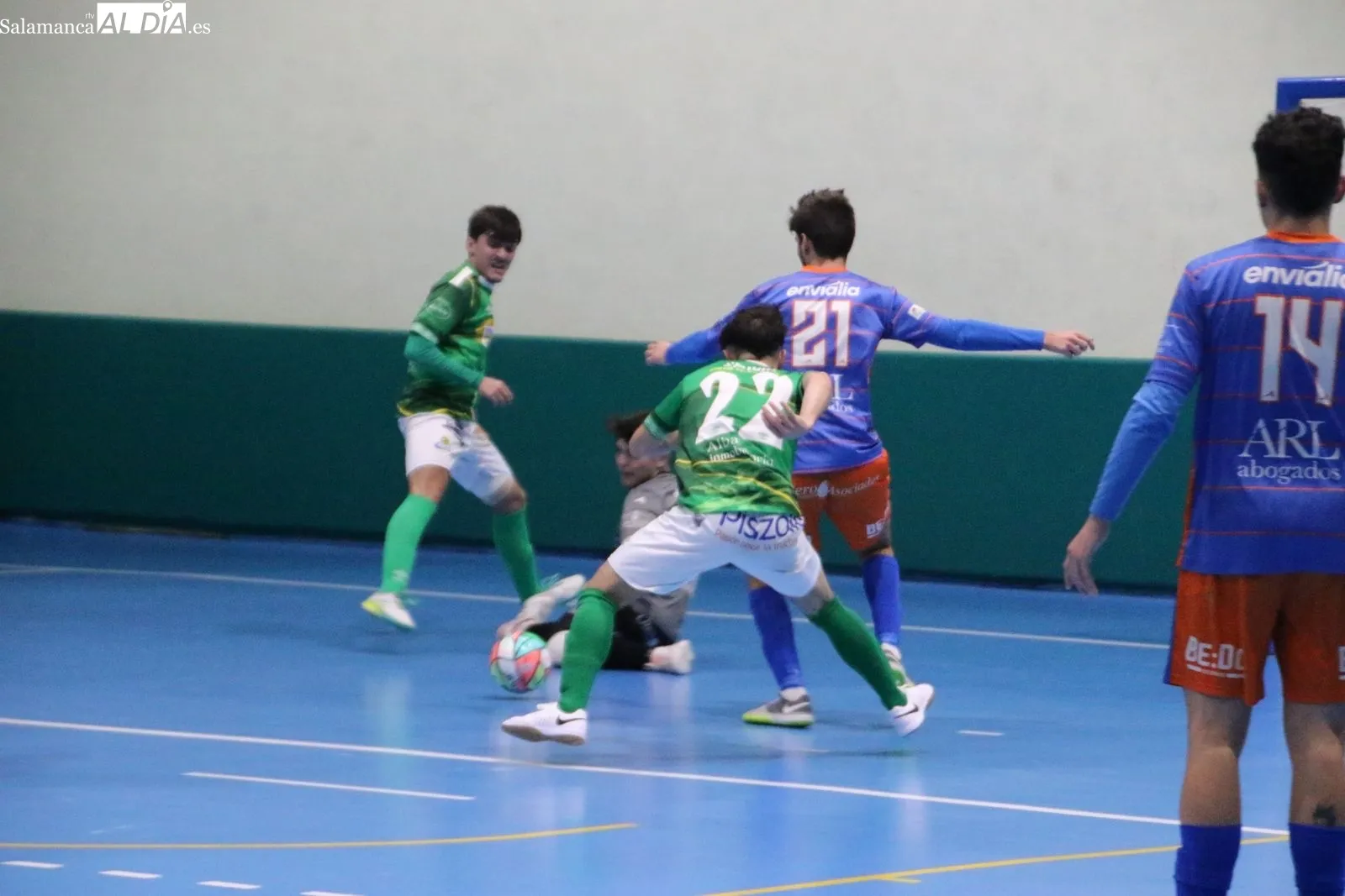 Foto 3 - El Piensos Dur&aacute;n Albense sigue en modo apisonadora (10-2)
