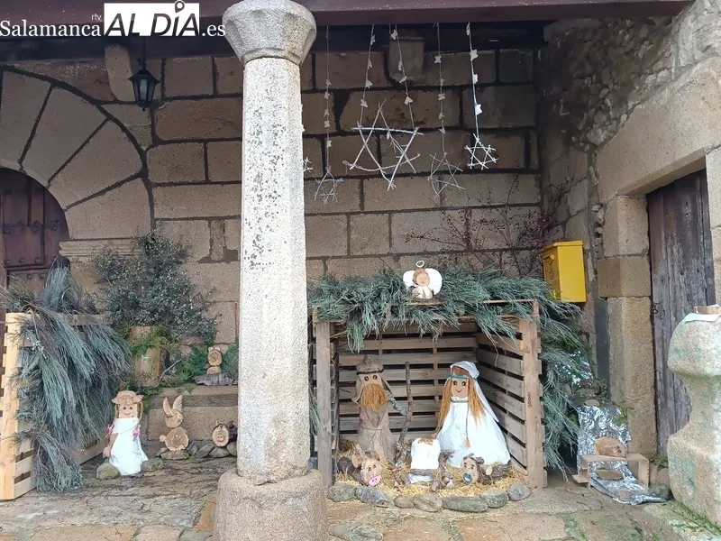 Foto 10 - Original bel&eacute;n en Peralejos de Arriba montado por los vecinos
