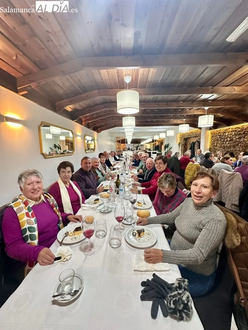 Tras la asamblea se celebró una comida en el Restaurante El Quijote de Vitigudino, pagada a escote por los asistentes 