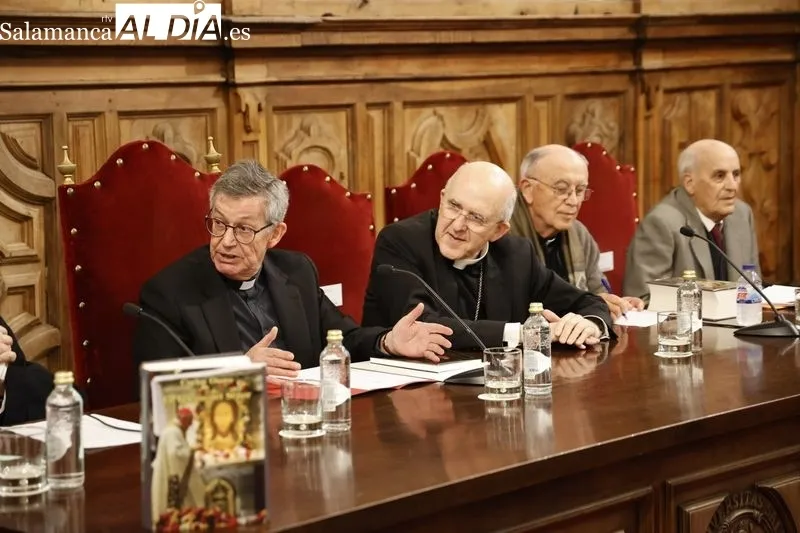 Presentación en la UPSA de la antología-homenaje ‘La Iglesia del Señor’, de Carlos Osoro Sierra, arzobispo emérito de Madrid. Foto de David Sañudo