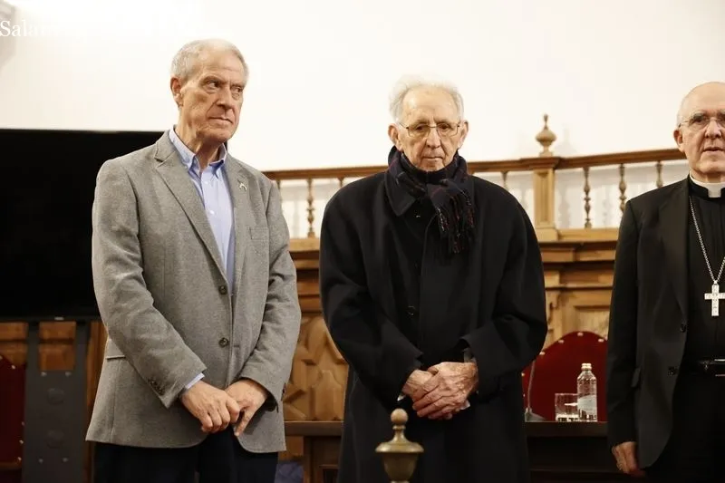 Presentación en la UPSA de la antología-homenaje ‘La Iglesia del Señor’, de Carlos Osoro Sierra, arzobispo emérito de Madrid. Foto de David Sañudo