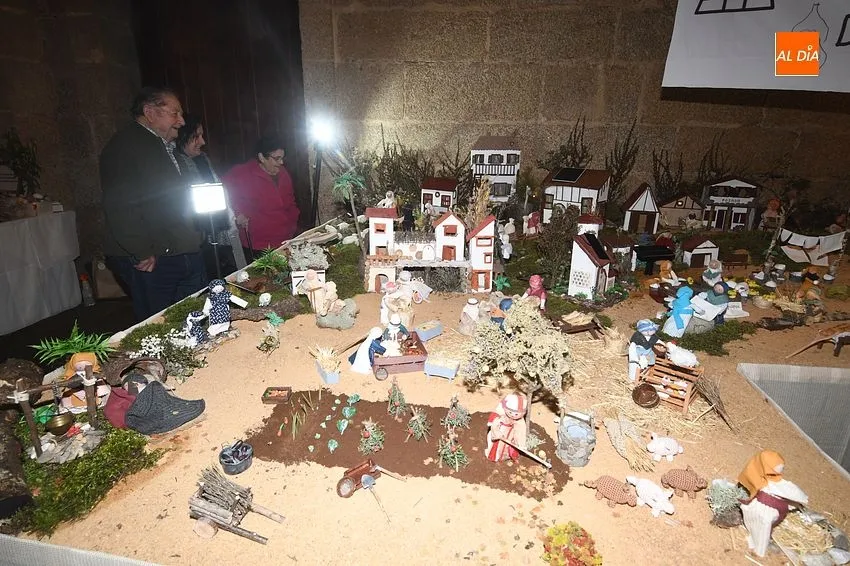 Foto 4 - Inaugurado el singular bel&eacute;n sostenible creado por las Damajuanas con el apoyo de Iberdrola