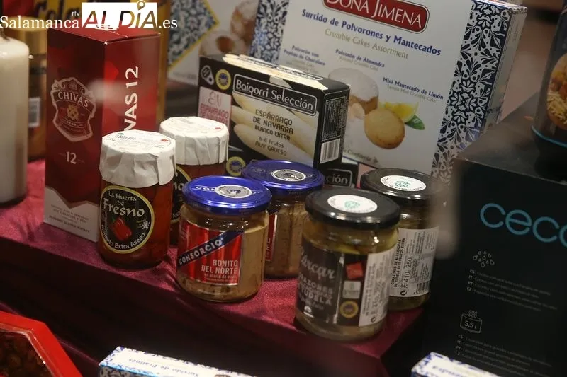 Foto 3 - &Uacute;ltimos d&iacute;as para optar a la gran Cesta de Navidad de la tienda D&acute;Encanto