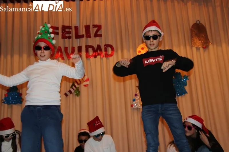 Foto 18 - Las actuaciones de Navidad tocan a su fin en el Colegio Santa Isabel