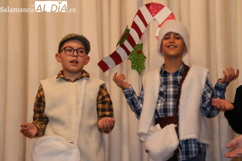 Foto 11 - Las actuaciones de Navidad tocan a su fin en el Colegio Santa Isabel