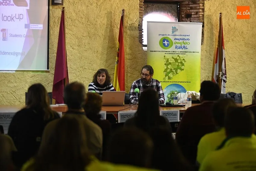 Foto 9 - Las dehesas, protagonistas en Fuenteguinaldo con el objetivo de ayudar a protegerlas