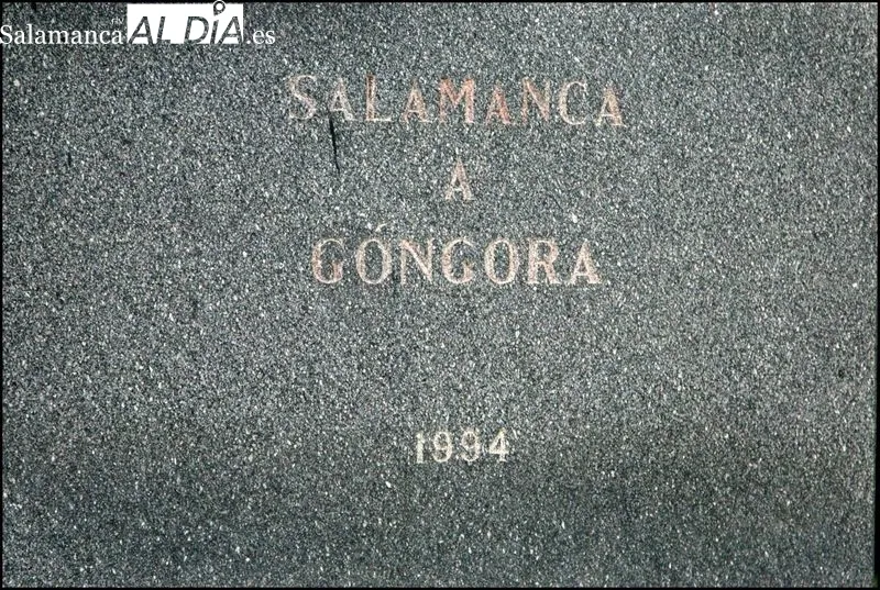 Escultura dedicada a Góngora en Salamanca y realizada por Severiano Grande. Foto de J. Amador Martín