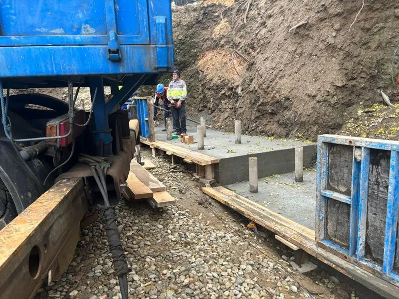 Foto 3 - El Ayuntamiento invierte 150.000 euros en reconstruir el da&ntilde;ado muro del Espol&oacute;n