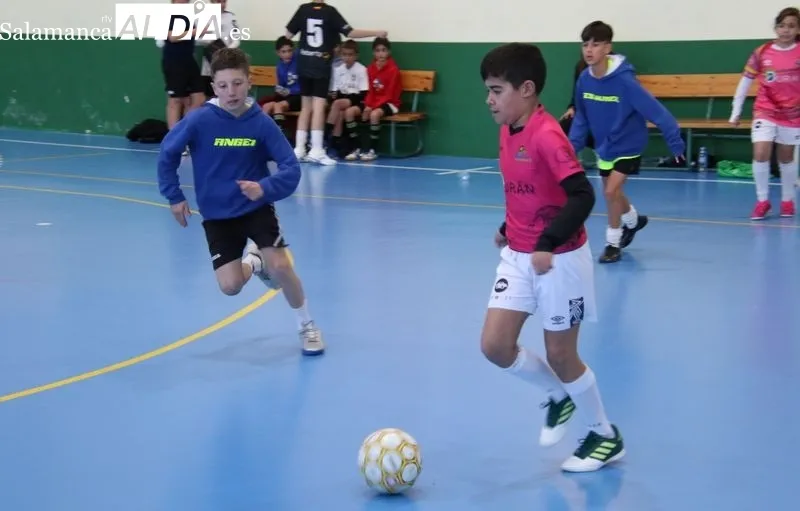 Foto 5 - Finaliza con &eacute;xito el torneo de f&uacute;tbol sala 3x3