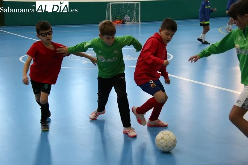 Foto 3 - Finaliza con &eacute;xito el torneo de f&uacute;tbol sala 3x3