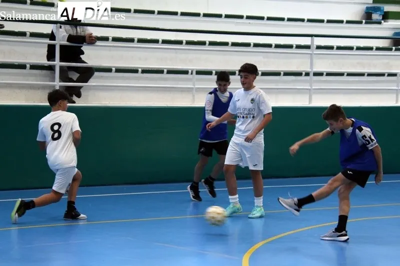 Foto 9 - Finaliza con &eacute;xito el torneo de f&uacute;tbol sala 3x3