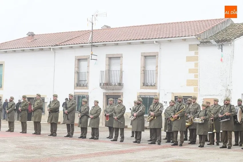 Foto 5 - Sentido homenaje en Puebla de Azaba a Miguel M&eacute;ndez, uno de los &lsquo;&Uacute;ltimos de Filipinas&rsquo;