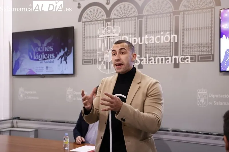 El Mago Cess en la presentación en la Diputación de esta programación de espectáculos. Foto de David Sañudo. Foto de David Sañudo