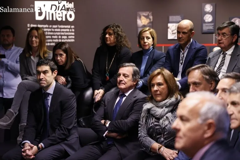 Inauguración del Centro de Educación Financiera Edufinet de Salamanca, una iniciativa promovida por el Proyecto Edufinet de Unicaja, con la colaboración de la Fundación Caja Duero. Foto de David Sañudo