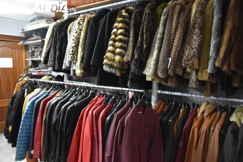 Peletería Cabezas, arreglos y venta de cuero en Salamanca