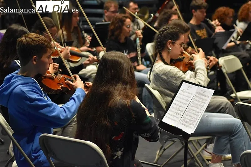 Ensayo de la Joven Orquesta Sinfónica Ciudad de Salamanca. Foto FerCyborg