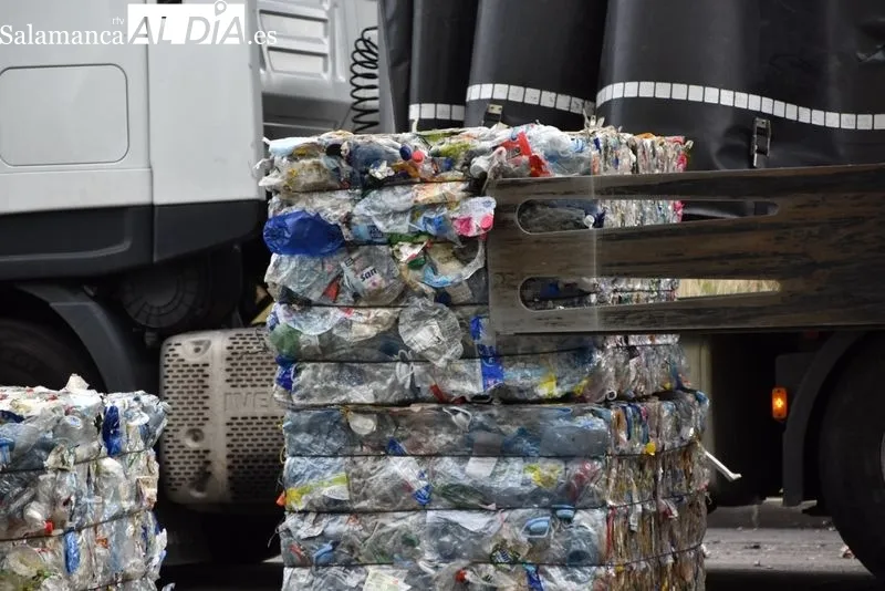 Planta de selección de envases de Salamanca, gestionada por Ecoembes y que recibe cada mes 250 toneladas de material. Foto de Vanesa Martins
