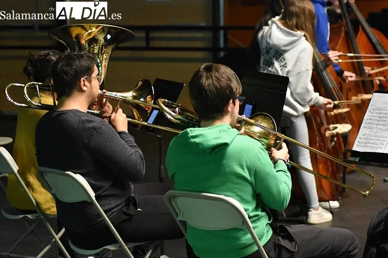 Ensayo de la Joven Orquesta Sinfónica Ciudad de Salamanca. Foto FerCyborg