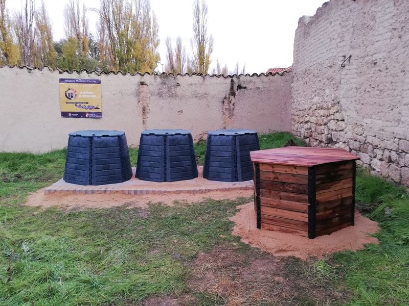 La Junta apoya proyectos de compostaje doméstico y comunitario en el medio rural