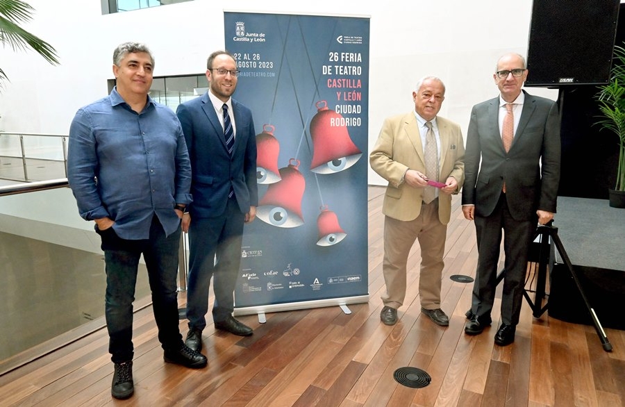 La fachada de la Catedral albergará un espectáculo de la Feria de Teatro, cuyo telón subirá Corsario