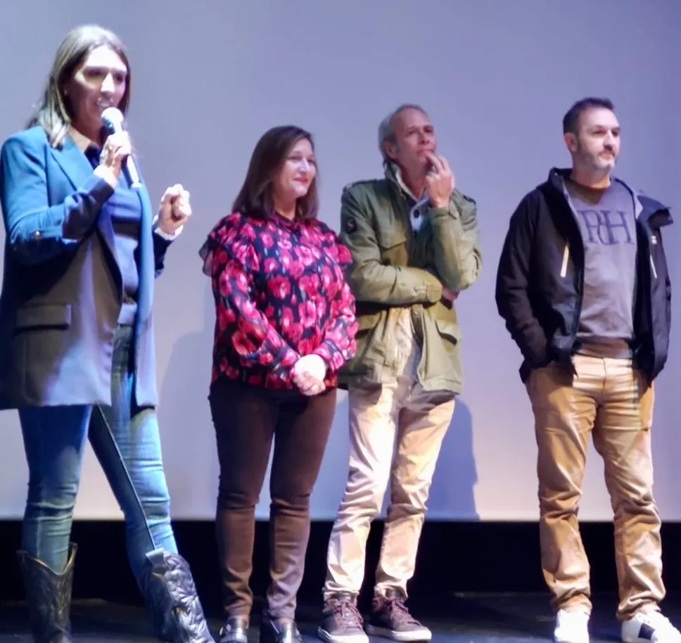 El Teatro del CDS acogía la presentación de la película ‘Burujú, el último unicornio’ junto a escolares de los centros educativos de la ciudad