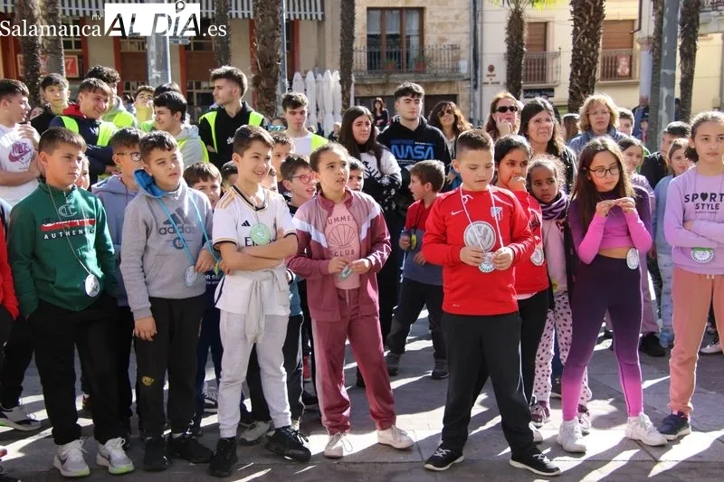 Foto 8 - Centros educativos de Alba de Tormes se suman al D&iacute;a Escolar de la No Violencia y la Paz