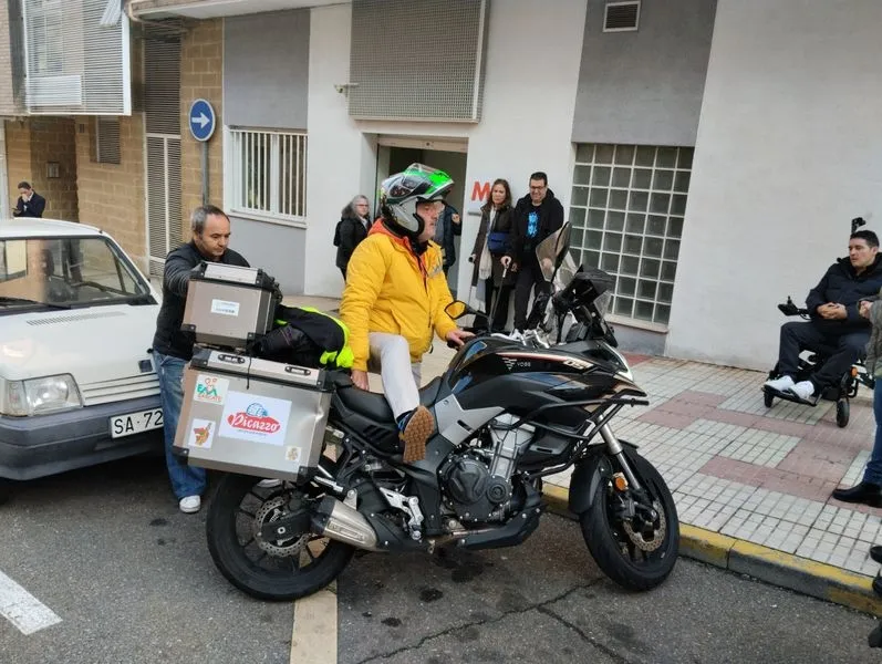 Llegada de Prudencio a la sede de ASDEM 