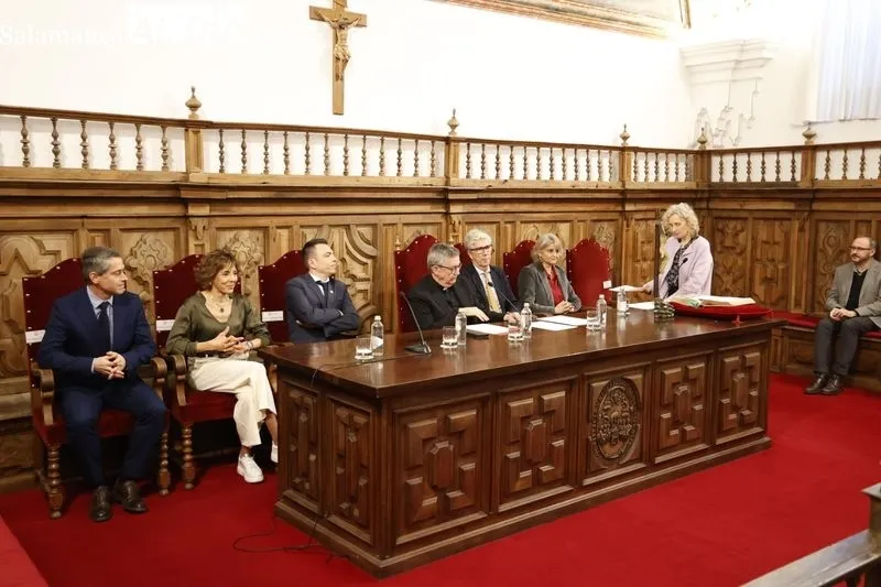 Toma de Posesión de los vicerrectores, secretaria general y decanos de la Universidad Pontificia de Salamanca | FOTOS: David Sañudo 