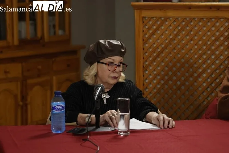 La sexualidad en la tercera edad, tema de debate en la tertulia Rona Dalba celebrada este martes. Fotos: David Sañudo