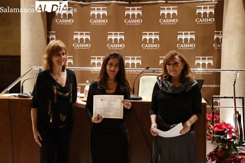 'Una Salamanca para contar', recital poético en el Casino de Salamanca. Fotos: David Sañudo