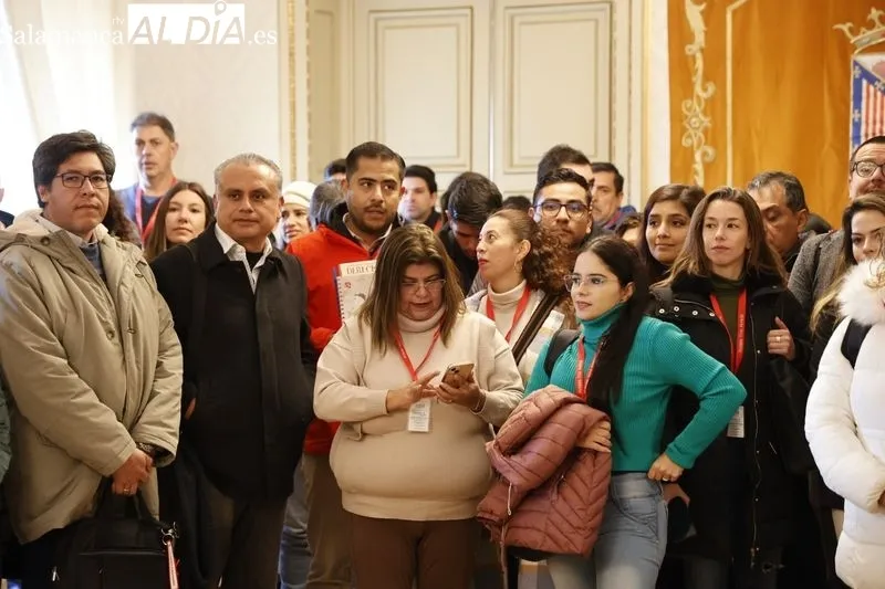 El alcalde recibe a participantes en la LII edición de los Cursos de Especialización en Derecho | FOTOS: David Sañudo 