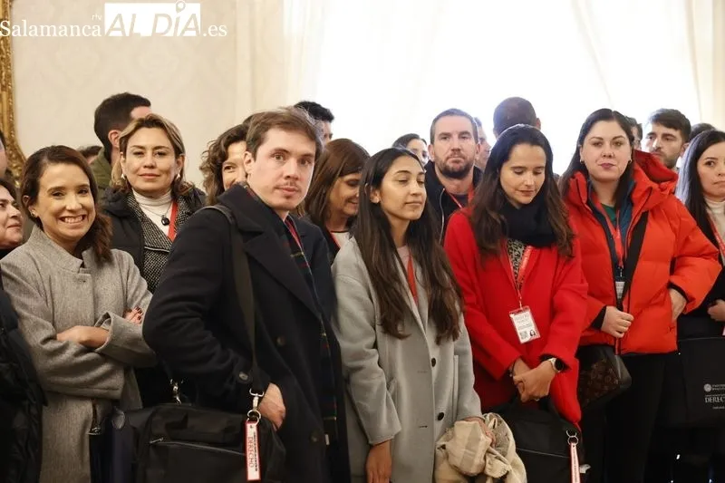 El alcalde recibe a participantes en la LII edición de los Cursos de Especialización en Derecho | FOTOS: David Sañudo 