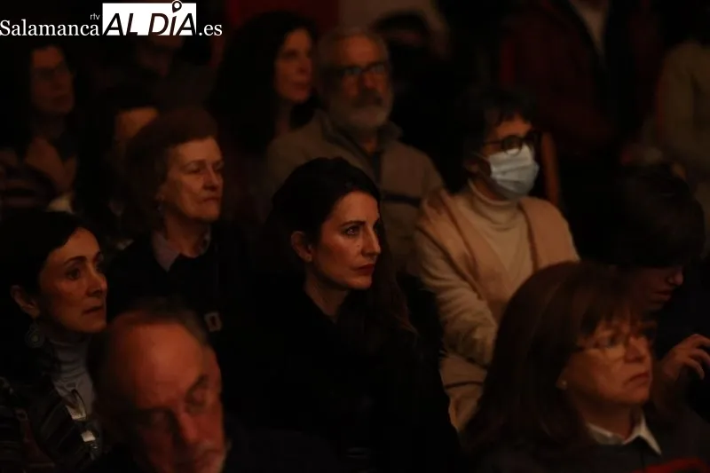 'Poesía por Palestina. Versos contra el genocidio' en la Torrente Ballester de Salamanca. Fotos: David Sañudo