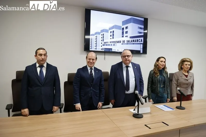 Presentación de la nueva gerente del Hospital de Salamanca | FOTOS: David Sañudo 