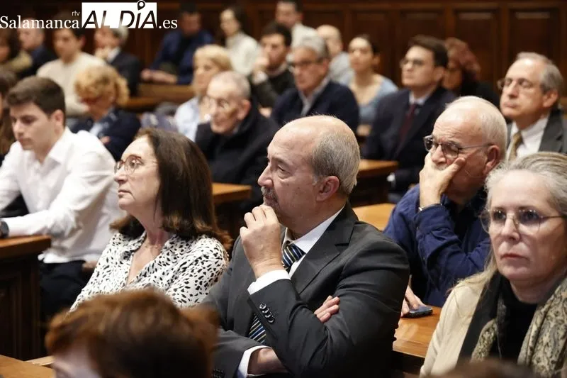 Sesión de apertura del curso 2024 de la Real Academia de Medicina de Salamanca. Fotos: David Sañudo