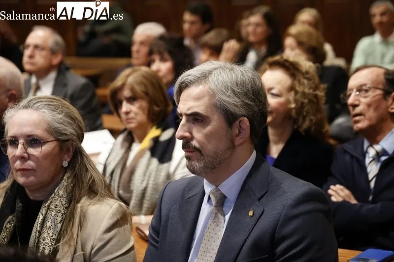 Sesión de apertura del curso 2024 de la Real Academia de Medicina de Salamanca. Fotos: David Sañudo
