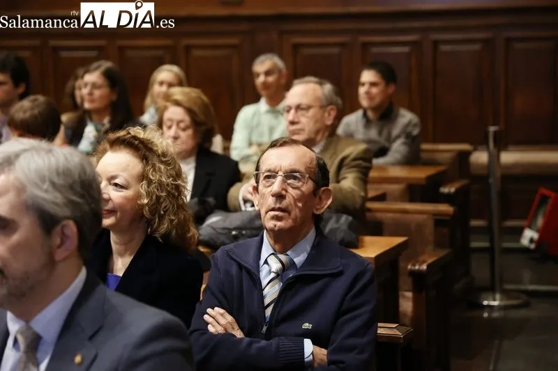 Sesión de apertura del curso 2024 de la Real Academia de Medicina de Salamanca. Fotos: David Sañudo