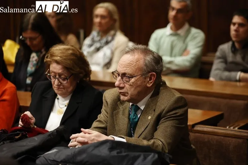 Sesión de apertura del curso 2024 de la Real Academia de Medicina de Salamanca. Fotos: David Sañudo