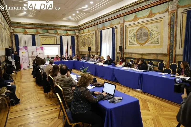 Expertos se reúnen en Salamanca para la validación hablar sobre el Pacto Mundial para la Migración | FOTOS: David Sañudo 