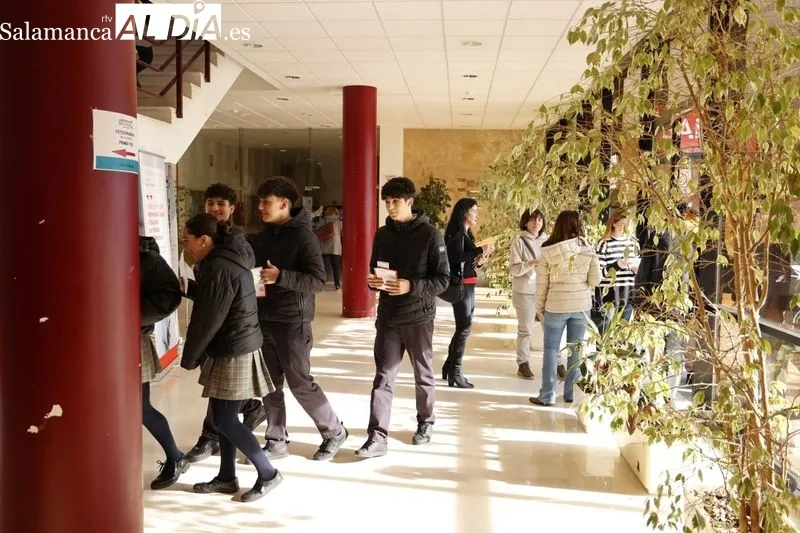 Actividad ‘Ciudad del saber, ciudad universitaria: muchas profesiones para elegir tu futuro’ | FOTOS: David Sañudo 