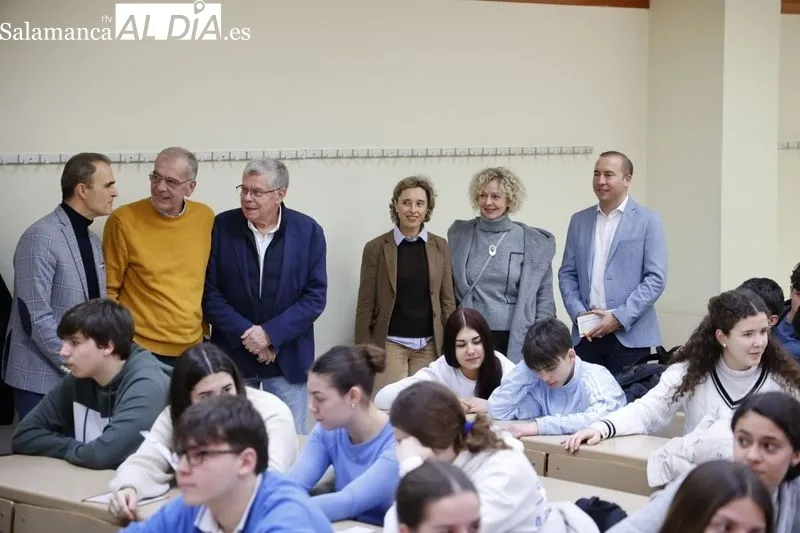 Actividad ‘Ciudad del saber, ciudad universitaria: muchas profesiones para elegir tu futuro’ | FOTOS: David Sañudo 