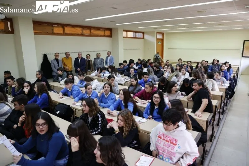Actividad ‘Ciudad del saber, ciudad universitaria: muchas profesiones para elegir tu futuro’ | FOTOS: David Sañudo 