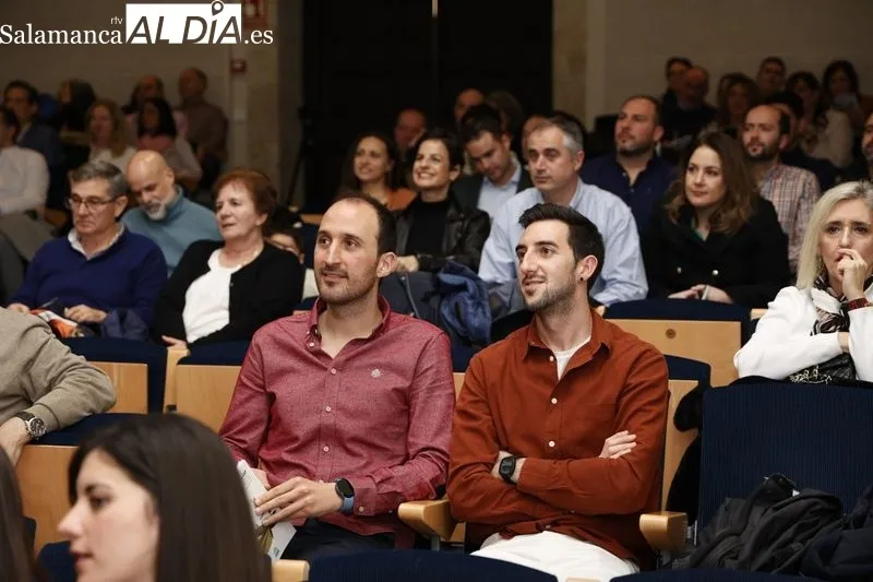 Homenaje de ANPE Salamanca a los maestros y profesores jubilados y bienvenida a los nuevos docentes. Fotos: David Sañudo