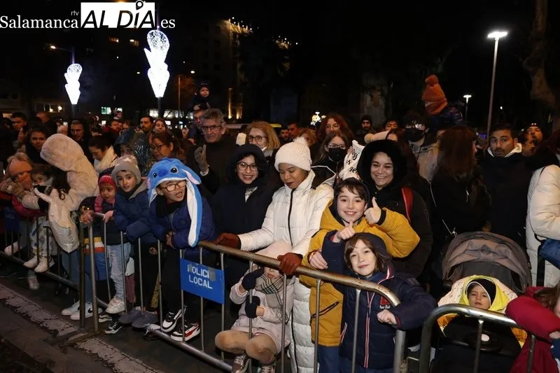 Imágenes de los asistentes a la Cabalgata de los Reyes Magos. Fotos: David Sañudo.
